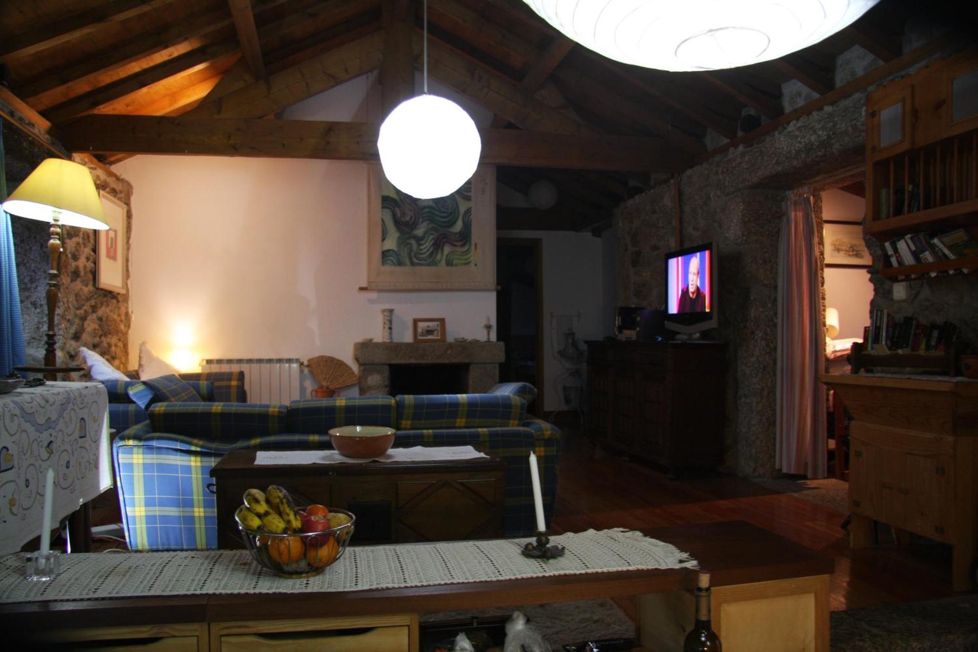 Chalet Casa Do Ribeiro - Casal Pedro