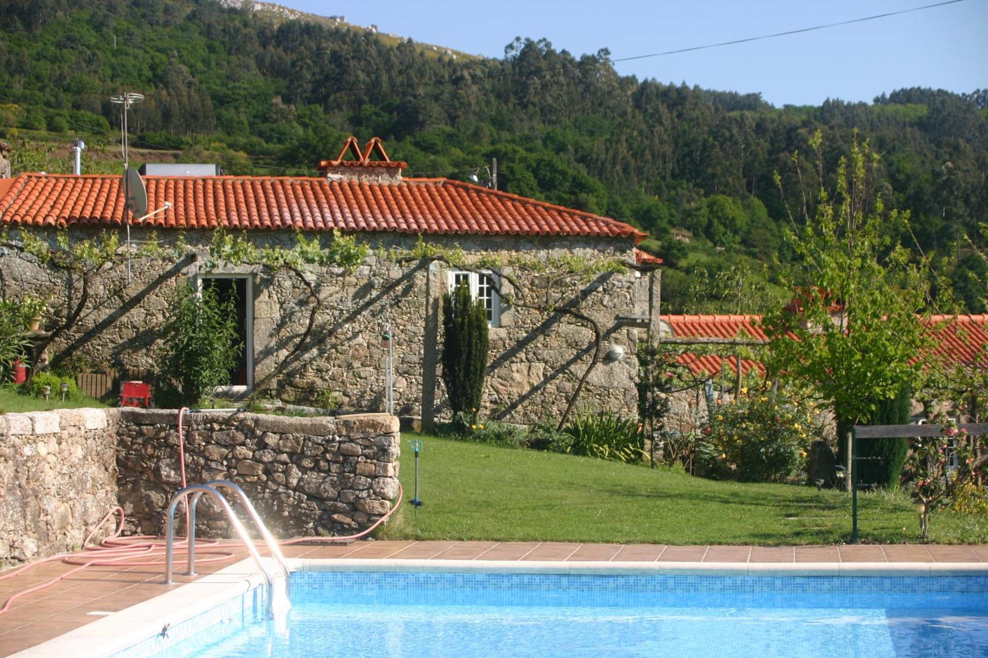 Casa Do Ribeiro - Casal Pedro Chalet *